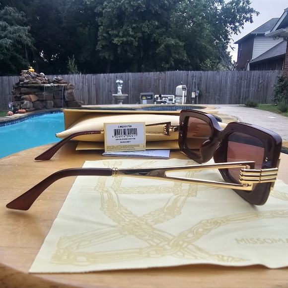 NWT LE SPECS X MISSOMA Orion Ridge LMI2231728 Burgundy Square Sunglasses - Picture 8 of 12